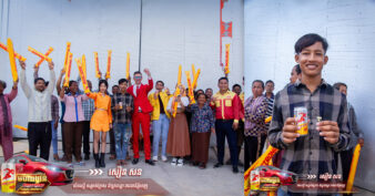 ធ្វើព្រូឡាន ងងុយដេកចុះទិញប៊ូសស្ត្រង ១កំប៉ុងត្រូវឡានថ្មីខ្លាញ់គោ